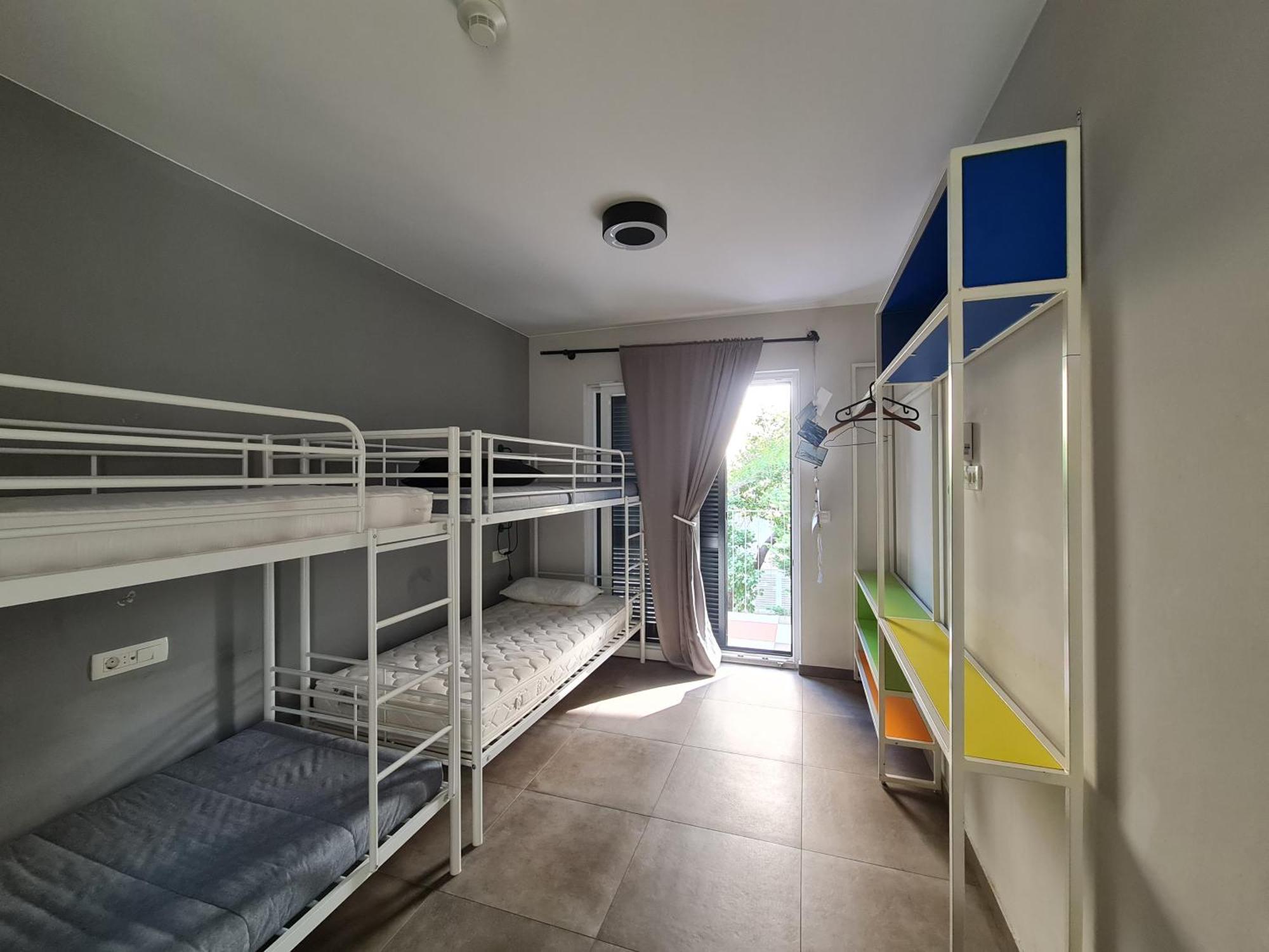 Subtub Hostel Makarska Esterno foto