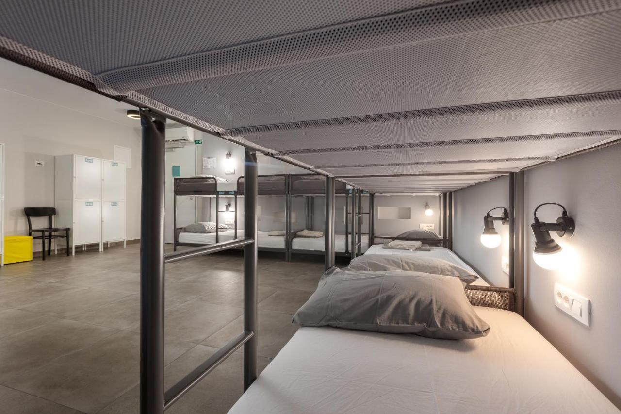 Subtub Hostel Makarska Esterno foto