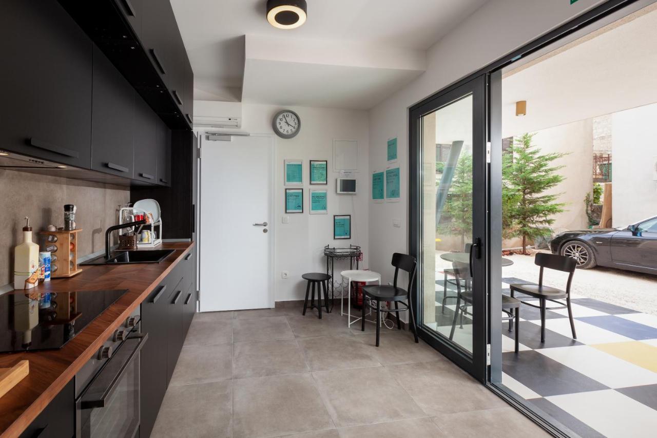 Subtub Hostel Makarska Esterno foto